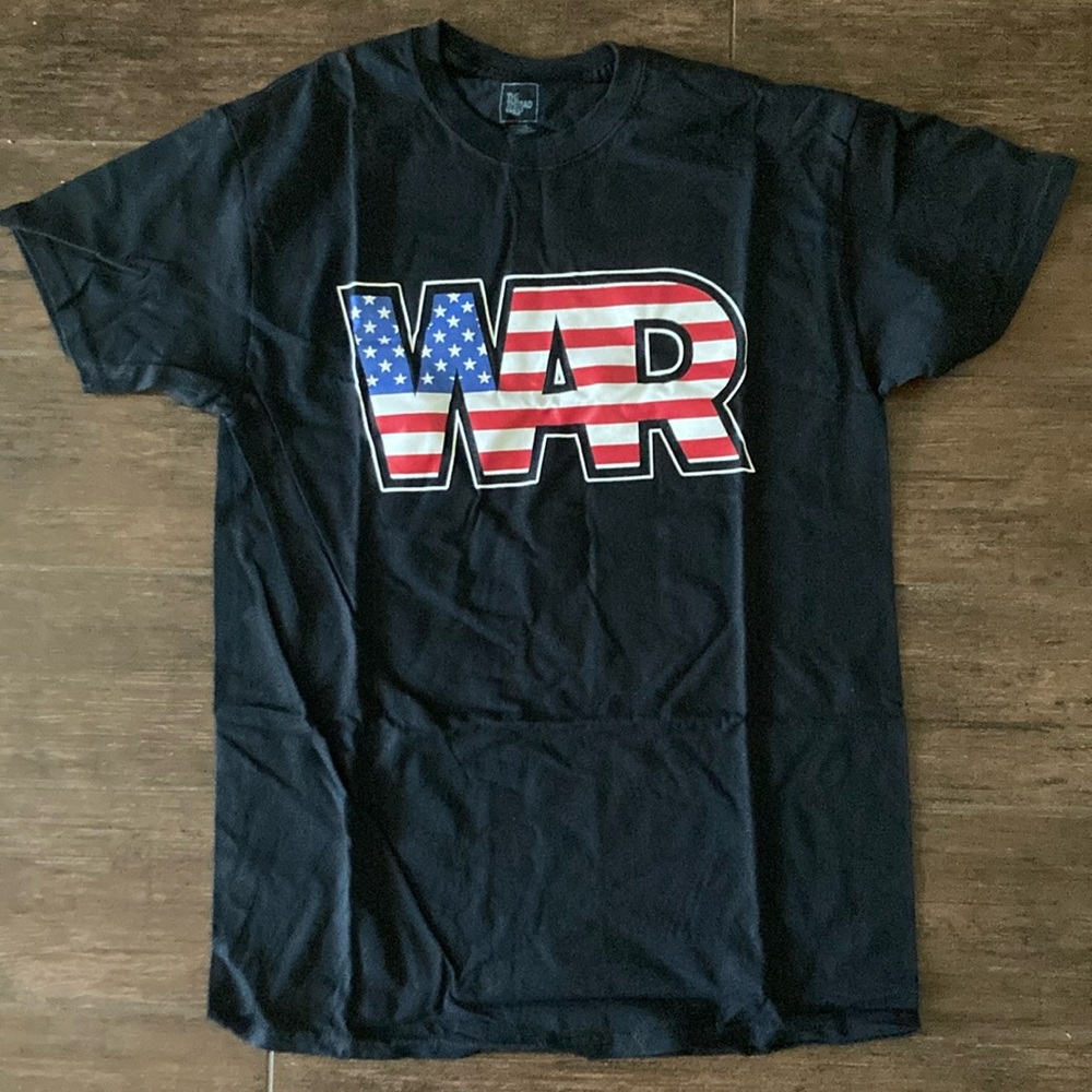Black Graphic T-Shirt. Men’s medium
